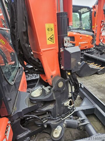Mini bager Kubota KX037-4 (nur 4 Betriebsstunden, "neu" )