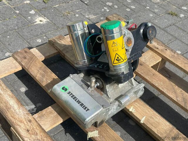 Draaitafel STEELWRIST TMX S30 -180HA | TILT QUICKCOUPLER | TILTING CO...