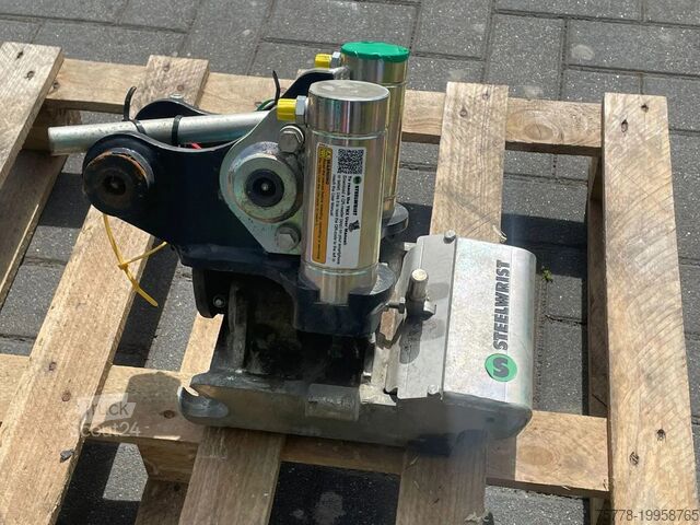 Draaitafel STEELWRIST TMX S30 -180HA | TILT QUICKCOUPLER | TILTING CO...
