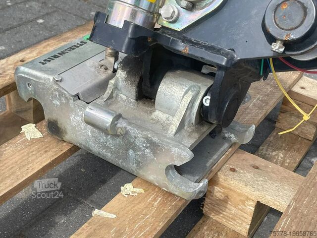 Draaitafel STEELWRIST TMX S30 -180HA | TILT QUICKCOUPLER | TILTING CO...