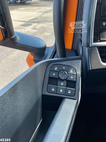 Vuilniswagen DAF FAG XD 300 Geesink 20m³