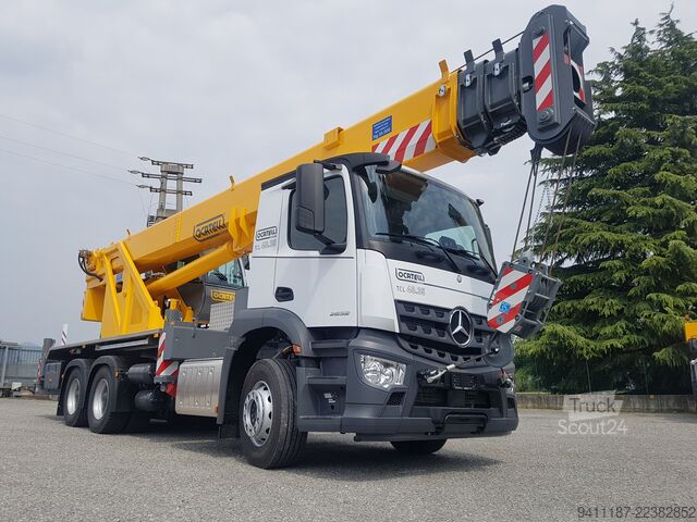 رافعة لوكاتيلي TCL 40.35 ذاتية الحركة Mercedes-Benz Arocs 2632