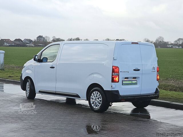 High-roof van CITROEN E-JUMPY L2 50 kWh 230Km WLTP