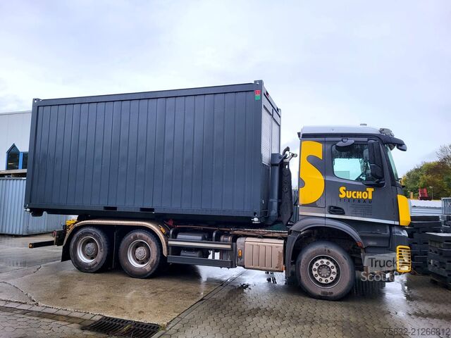 Container cu cârlig Hitta HAR60/ Abrollrahmen/ Twistlocks