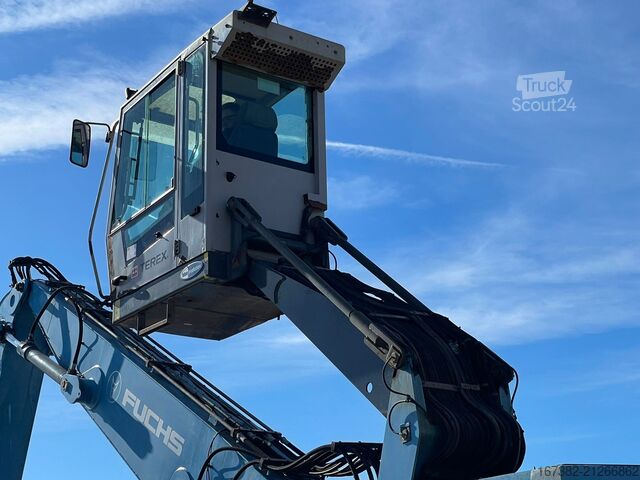 Stroj za ravnanje z materialom Fuchs MHL340