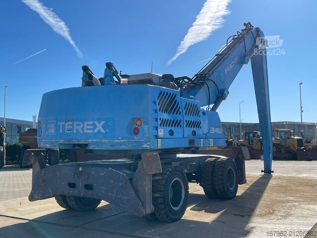 Stroj za ravnanje z materialom Fuchs MHL340