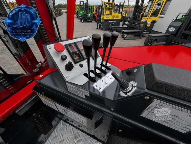 Chariot élévateur multidirectionnel Combilift CB4000 GAS TRIPLEX 5200 FREE-LIFT