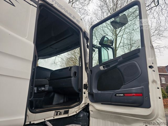 Trattore stradale standard SCANIA R410 Highline