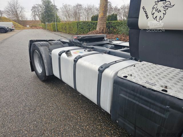 Trattore stradale standard SCANIA R410 Highline