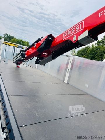 Auflieger  Wiese Baustoffauflieger mit Fassi Kran F240