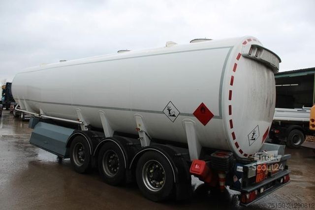 Tankauflieger  WILLIG Diesel/Benzin SELBSTAUSLÄUFER Nr.: 018