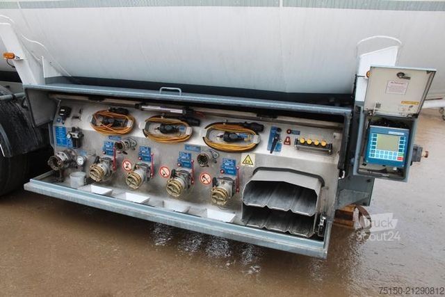 Tankauflieger  WILLIG Diesel/Benzin SELBSTAUSLÄUFER Nr.: 018