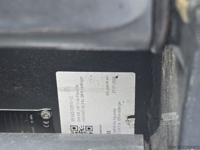 Mini ekskavators < 7t Hyundai HX25AZ