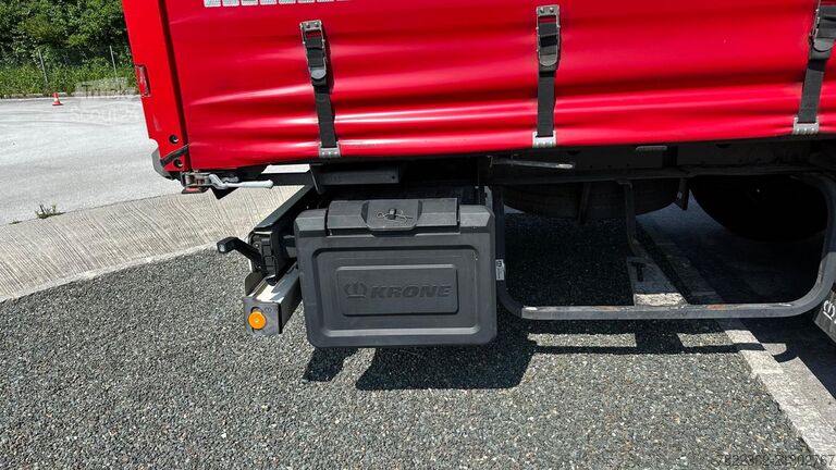 Semirimorchio con telone Krone SDP