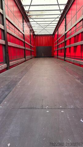 Semirimorchio con telone Krone SDP