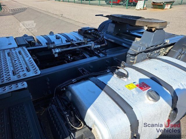Standard nyergesvontató Scania R 460 A4x2NA