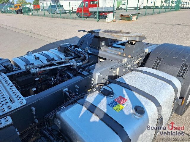 Standard nyergesvontató Scania R 460 A4x2NA
