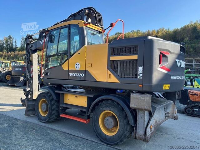 Gravemaskin på hjul Volvo EW 180 E
