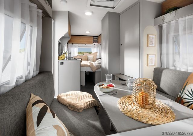 Przyczepa kempingowa LMC Sassino 460 E