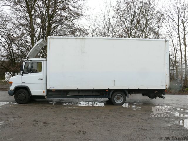 Skriňová dodávka MERCEDES-BENZ VARIO 816D*Koffer*Ladebordwand Bär 3 Sitze