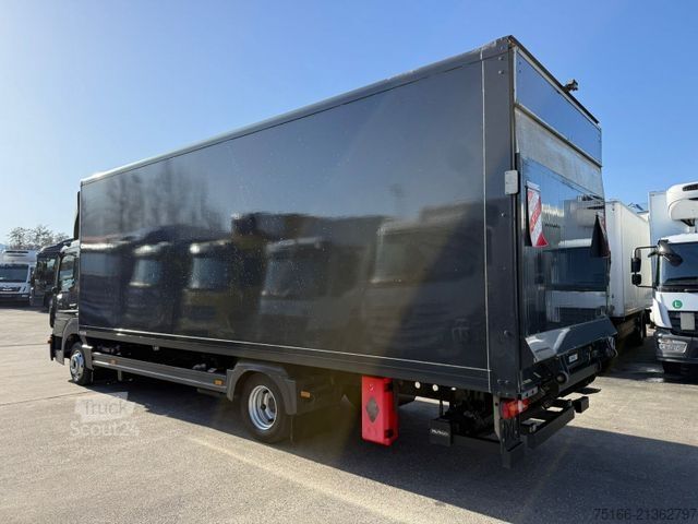 Vrachtwagen met bakwagen MERCEDES-BENZ ATEGO 818 L Koffer 7m LBW 1 TO.*SEITENTÜR