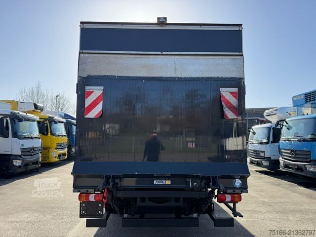 Vrachtwagen met bakwagen MERCEDES-BENZ ATEGO 818 L Koffer 7m LBW 1 TO.*SEITENTÜR
