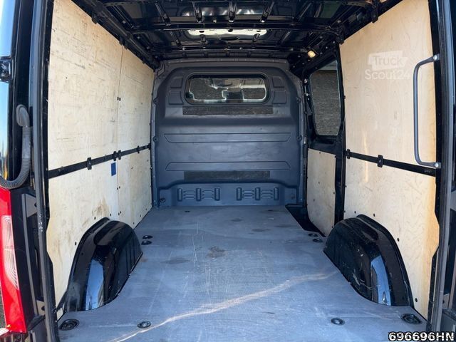 Furgoneta MERCEDES-BENZ Sprinter 316 CDI *L1H1*Klima*Navi*Kamera*AHK2,8t