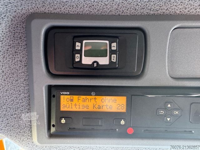 Kravas mikroautobuss ar pašizgāzēju MERCEDES-BENZ Atego 818 K Kran Atlas Funk Standheizung 2xAHK