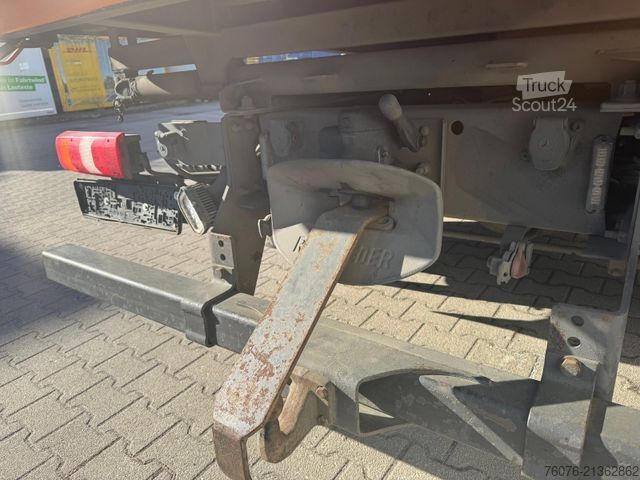 Carrinha basculante trilateral MERCEDES-BENZ Atego 818 K Kran Atlas Funk Standheizung 2xAHK