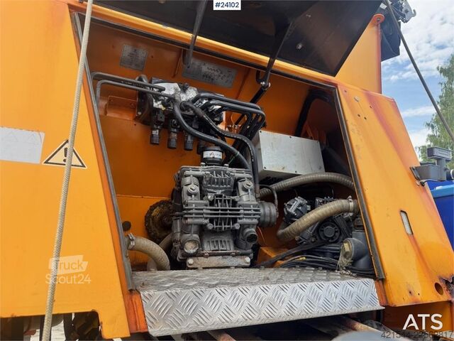 Epoke SH4902 Salt Spreader Epoke SH4902 Salt Spreader