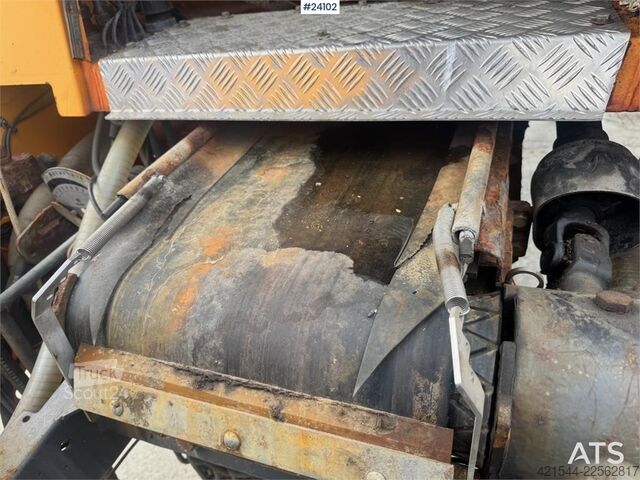 Epoke SH4902 Salt Spreader Epoke SH4902 Salt Spreader