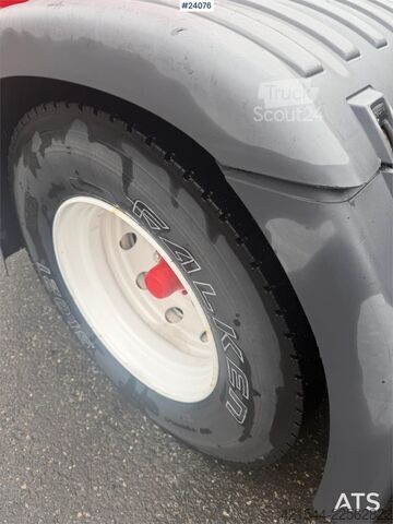 Standard-SZM Scania R560 6x4 Tractor Unit