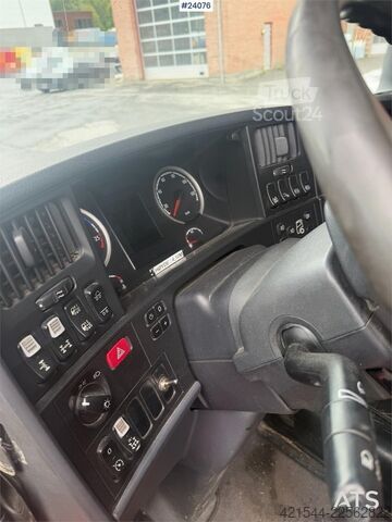 Standard-SZM Scania R560 6x4 Tractor Unit. Truck Mounted Attenuator NO