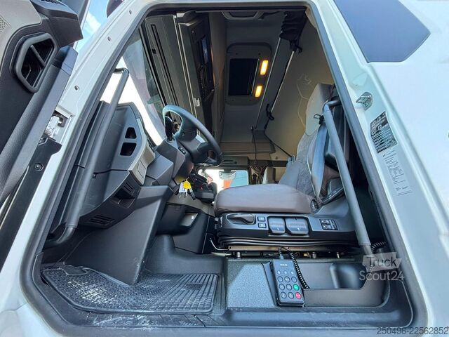 Trator standard MAN TGX 28.520 6x2 NEW VEHICLE ! / GX CAB / INTARDE...