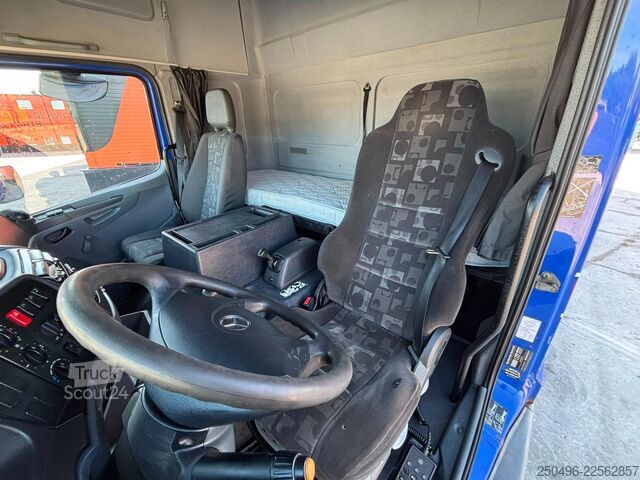 Öppen kropp Mercedes-Benz Atego 1524 4x2  FASSI F110A24 / PLATFORM L=6884 mm