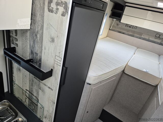 Teilintegriertes Wohnmobil Mclouis MC4 SLIM 339