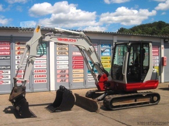 Mini-pelle TAKEUCHI TB 250 ** 2x Löffel **