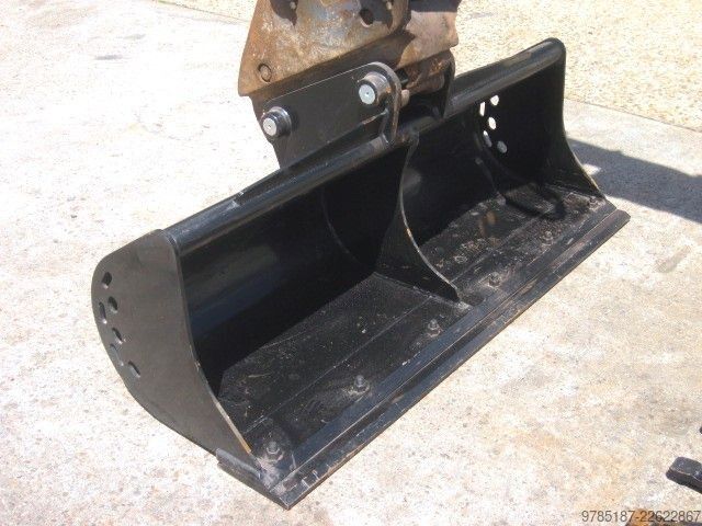 Mini-pelle TAKEUCHI TB 250 ** 2x Löffel **