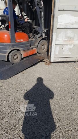  Stahlrampe Rampe Containerrampe Schwerlastrampe Auffahrampe