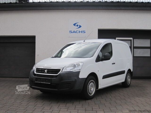 Furgoneta de reparto personalizada Peugeot Partner 1.6 HDI Cateringausbau 3-Sitzer