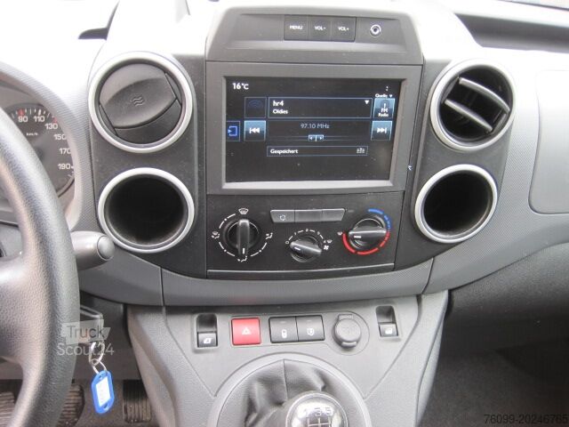 Furgoneta de reparto personalizada Peugeot Partner 1.6 HDI Cateringausbau 3-Sitzer
