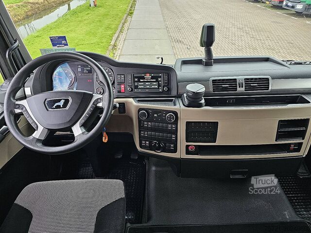 Standard-SZM M.A.N. 18.460 TGX