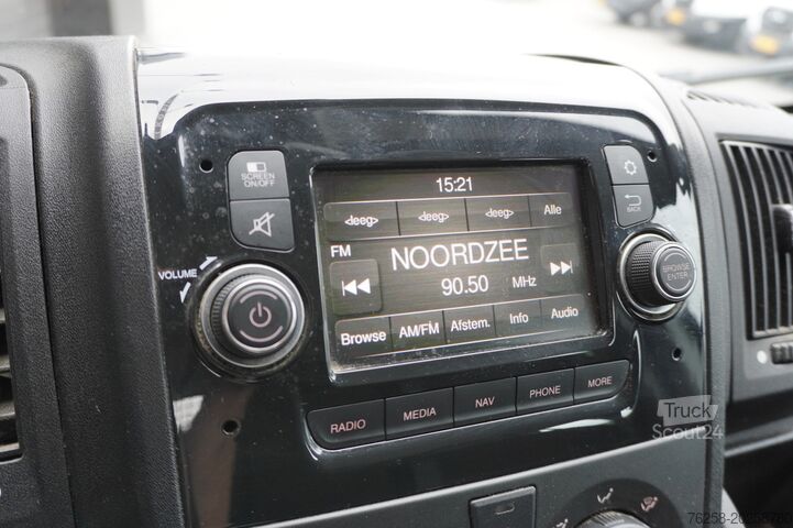 Furgonetă platformă cu cabină dublă Peugeot Boxer 2.2 BlueHDi L3 Dubbele Cabine EURO 6 - Ai...