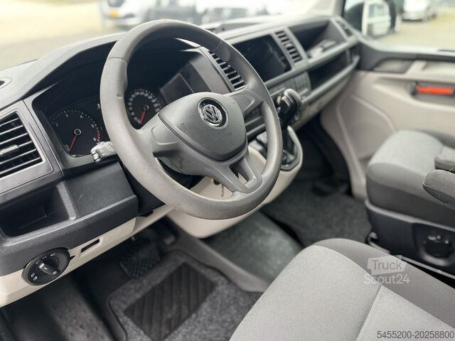 Matkustajabussi Volkswagen Transporter Kombi 2.0 TDI DSG Automaat L1H1 Air...
