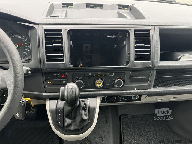 Matkustajabussi Volkswagen Transporter Kombi 2.0 TDI DSG Automaat L1H1 Air...