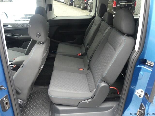 Minibussi Volkswagen Caddy Maxi 2.0 TDI Move 7-SITZER/PANO/LED/KAM