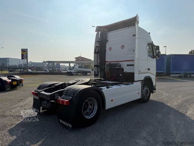 Standard-Sattelzugmaschine Volvo FH 440