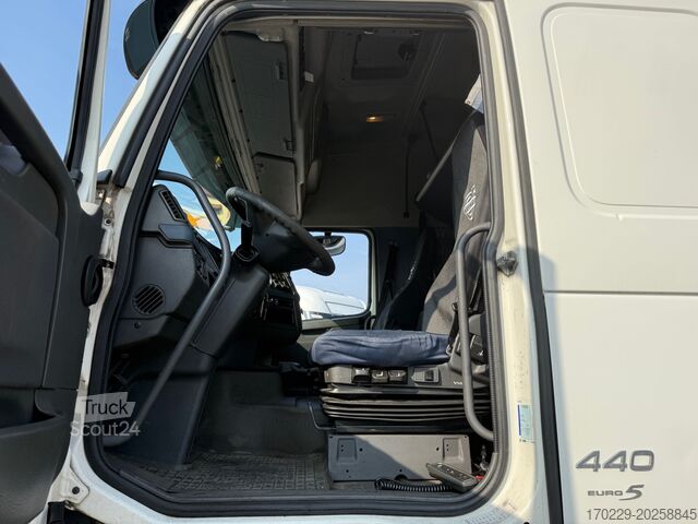 Standard-Sattelzugmaschine Volvo FH 440