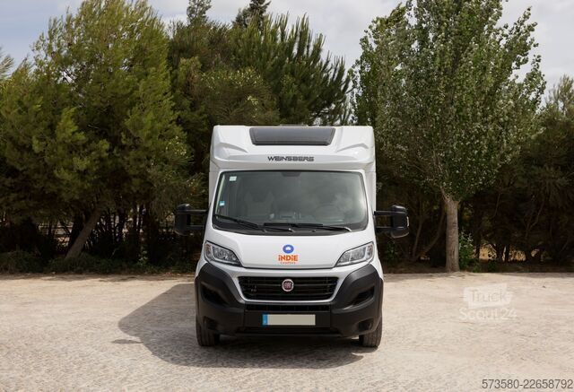Polointegrovaný karavan 2022 Fiat Ducato Weinsberg Carasuite | Vollausstattung | 5 Schlafplätze
