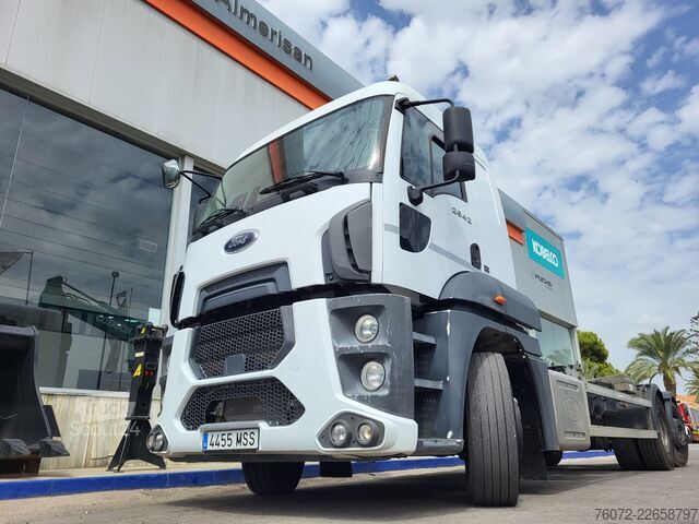 Контейнеровозен камион Ford Legacy 2642